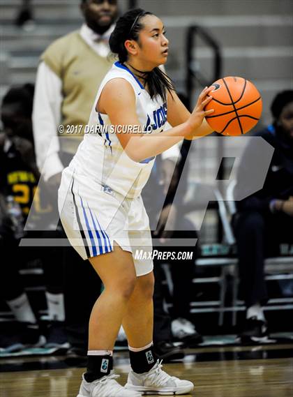 Thumbnail 2 in La Jolla Country Day vs. New Hope Academy (NIKE Tournament of Champions) photogallery.