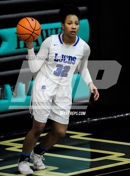 Thumbnail 2 in La Jolla Country Day vs. New Hope Academy (NIKE Tournament of Champions) photogallery.