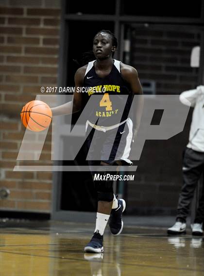 Thumbnail 2 in La Jolla Country Day vs. New Hope Academy (NIKE Tournament of Champions) photogallery.
