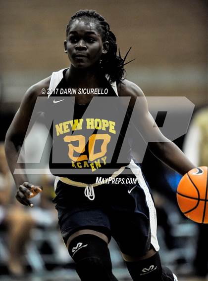 Thumbnail 1 in La Jolla Country Day vs. New Hope Academy (NIKE Tournament of Champions) photogallery.