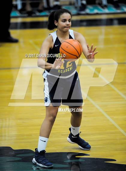 Thumbnail 1 in La Jolla Country Day vs. New Hope Academy (NIKE Tournament of Champions) photogallery.