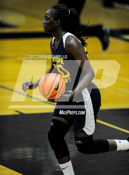 Thumbnail 1 in La Jolla Country Day vs. New Hope Academy (NIKE Tournament of Champions) photogallery.