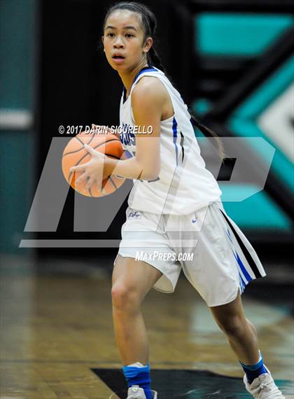 Thumbnail 1 in La Jolla Country Day vs. New Hope Academy (NIKE Tournament of Champions) photogallery.