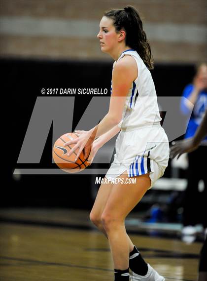 Thumbnail 1 in La Jolla Country Day vs. New Hope Academy (NIKE Tournament of Champions) photogallery.