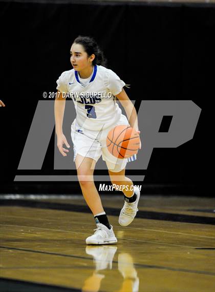 Thumbnail 3 in La Jolla Country Day vs. New Hope Academy (NIKE Tournament of Champions) photogallery.
