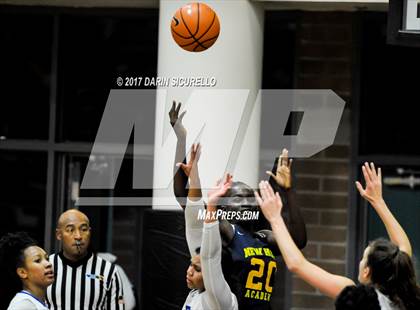 Thumbnail 3 in La Jolla Country Day vs. New Hope Academy (NIKE Tournament of Champions) photogallery.