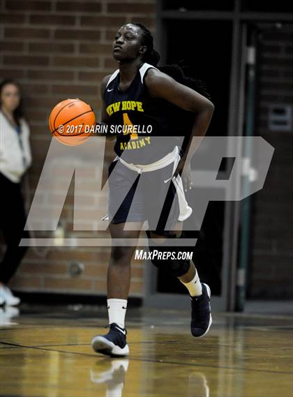 Thumbnail 1 in La Jolla Country Day vs. New Hope Academy (NIKE Tournament of Champions) photogallery.