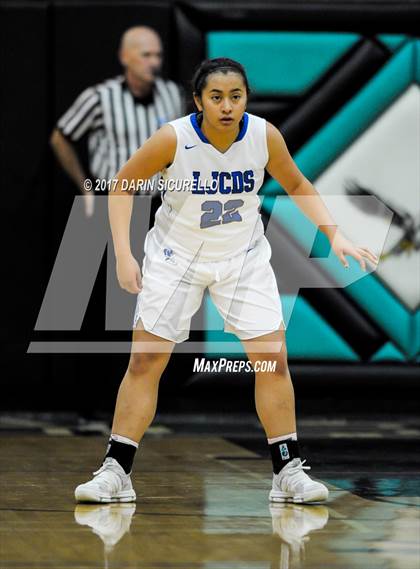 Thumbnail 2 in La Jolla Country Day vs. New Hope Academy (NIKE Tournament of Champions) photogallery.