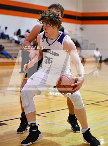 Thumbnail 3 in Rosebud-Lott vs Aggieland Home School (Koppers Tournament) photogallery.