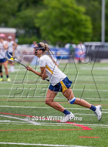 Thumbnail 1 in West Genesee vs. West Islip (NYSPHSAA Class A Semifinal) photogallery.