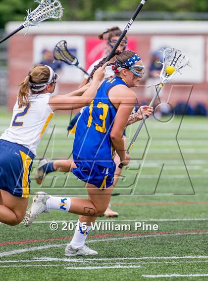 Thumbnail 1 in West Genesee vs. West Islip (NYSPHSAA Class A Semifinal) photogallery.