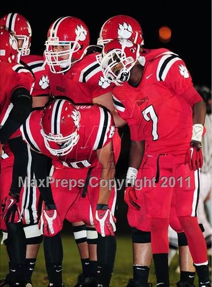 Thumbnail 3 in Redlands East Valley vs. Chino Hills photogallery.