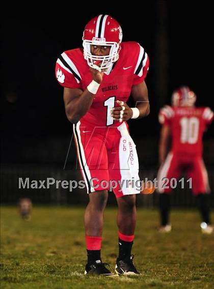 Thumbnail 2 in Redlands East Valley vs. Chino Hills photogallery.