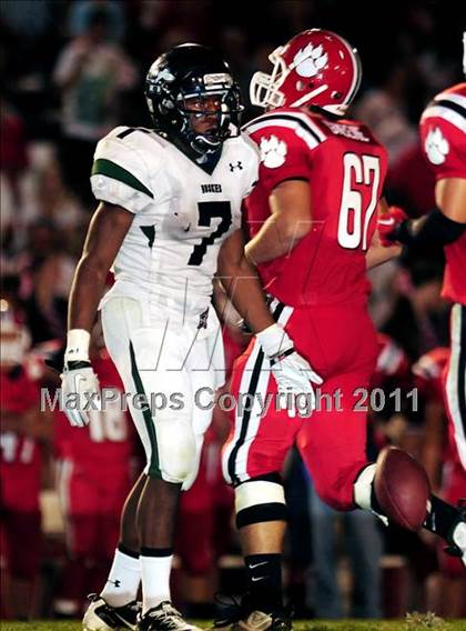 Thumbnail 3 in Redlands East Valley vs. Chino Hills photogallery.