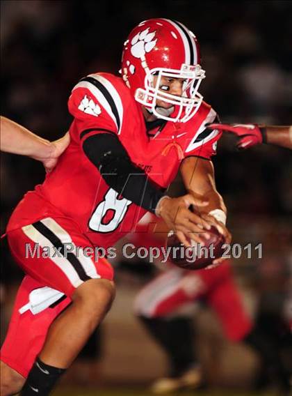 Thumbnail 3 in Redlands East Valley vs. Chino Hills photogallery.