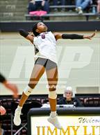 Photo from the gallery "Davenport vs. Floresville (UIL Volleyball 4A Region 4 Final)"