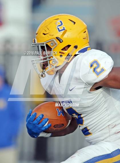 Thumbnail 1 in Middletown vs. Aliquippa (PIAA 3A Championship) photogallery.