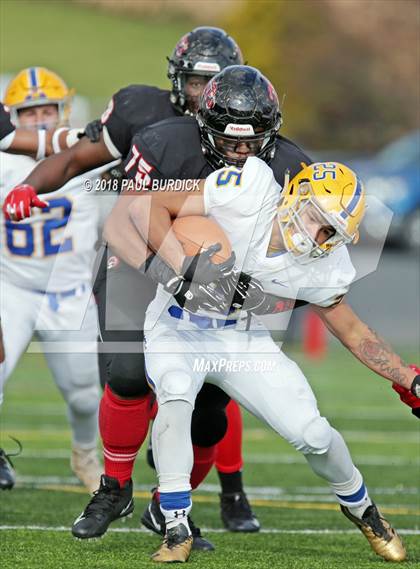 Thumbnail 3 in Middletown vs. Aliquippa (PIAA 3A Championship) photogallery.