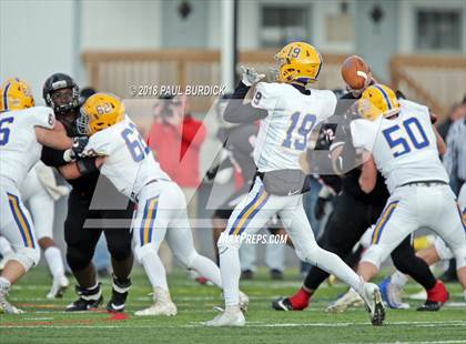 Thumbnail 1 in Middletown vs. Aliquippa (PIAA 3A Championship) photogallery.