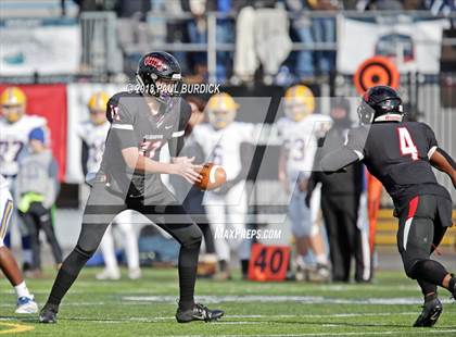 Thumbnail 1 in Middletown vs. Aliquippa (PIAA 3A Championship) photogallery.