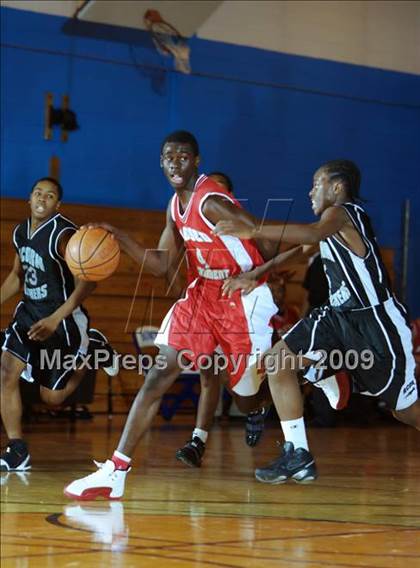 Thumbnail 3 in Acorn vs Blessed Sacrament (Queens Jam Christmas Classic) photogallery.