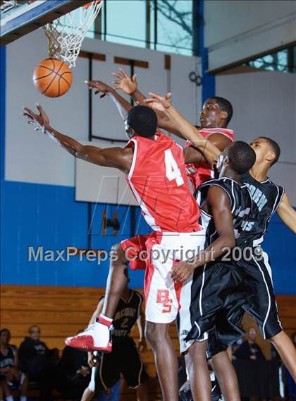Thumbnail 2 in Acorn vs Blessed Sacrament (Queens Jam Christmas Classic) photogallery.