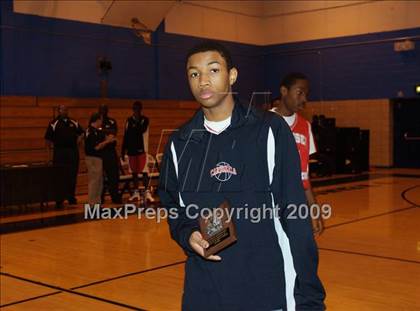 Thumbnail 1 in Acorn vs Blessed Sacrament (Queens Jam Christmas Classic) photogallery.