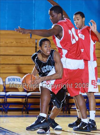 Thumbnail 2 in Acorn vs Blessed Sacrament (Queens Jam Christmas Classic) photogallery.