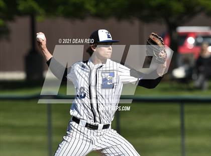 Thumbnail 1 in Crete-Monee @ Lincoln-Way East photogallery.