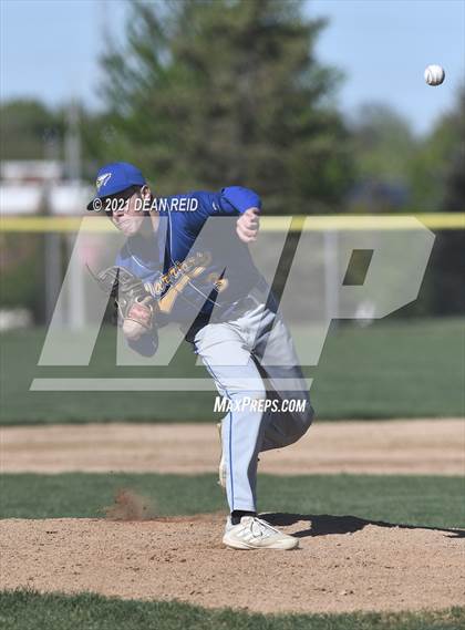 Thumbnail 1 in Crete-Monee @ Lincoln-Way East photogallery.