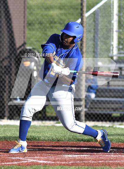 Thumbnail 3 in Crete-Monee @ Lincoln-Way East photogallery.