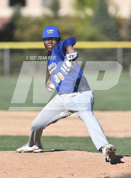 Thumbnail 1 in Crete-Monee @ Lincoln-Way East photogallery.