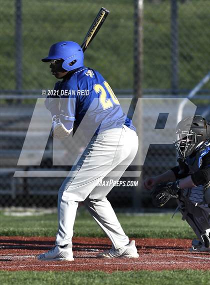 Thumbnail 1 in Crete-Monee @ Lincoln-Way East photogallery.