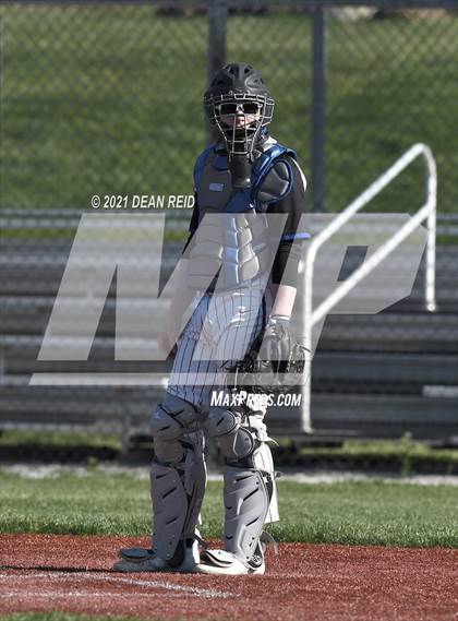 Thumbnail 3 in Crete-Monee @ Lincoln-Way East photogallery.