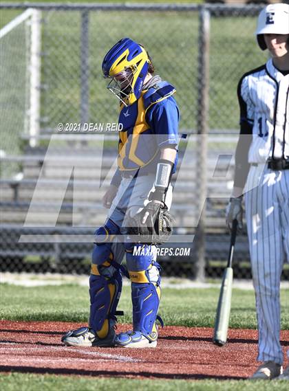 Thumbnail 3 in Crete-Monee @ Lincoln-Way East photogallery.