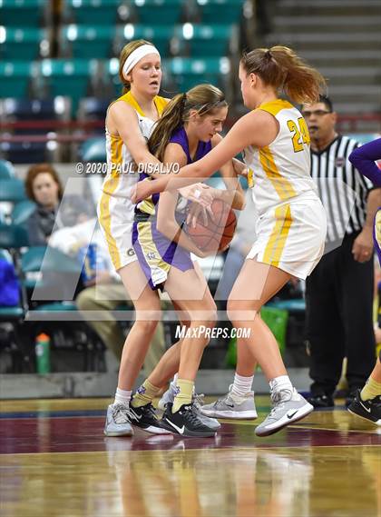 Thumbnail 3 in Holy Family vs. Green Mountain (CHSAA 4A Final Four) photogallery.