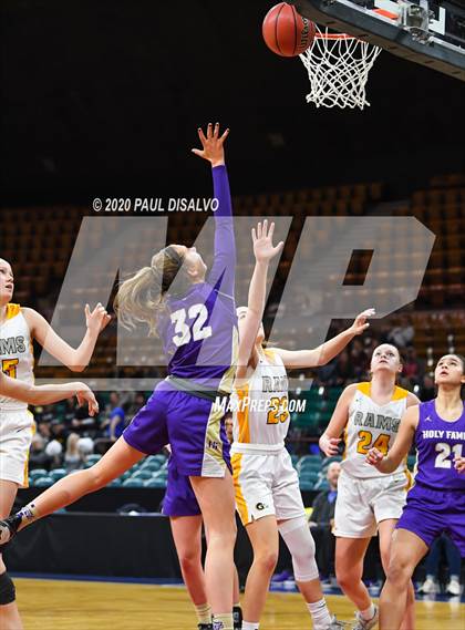 Thumbnail 1 in Holy Family vs. Green Mountain (CHSAA 4A Final Four) photogallery.