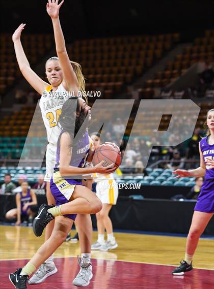 Thumbnail 2 in Holy Family vs. Green Mountain (CHSAA 4A Final Four) photogallery.