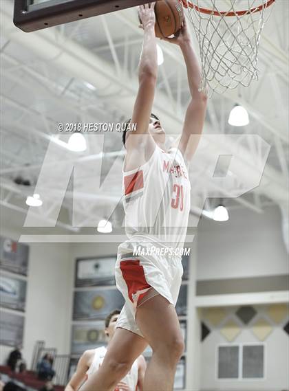 Thumbnail 1 in Mater Dei vs. Knight (Rancho Mirage Holiday Invitational) photogallery.