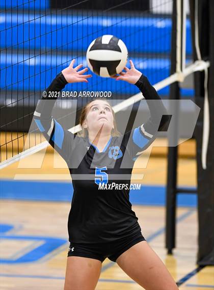 Thumbnail 1 in North Davidson at Oak Grove photogallery.