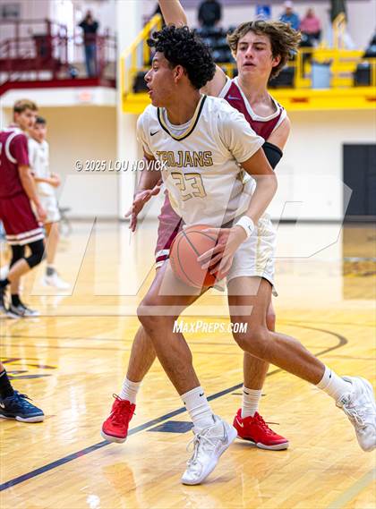 Thumbnail 2 in Sandia Prep vs. Mesa Vista (Braves Invite at Santa Fe Indian School) photogallery.