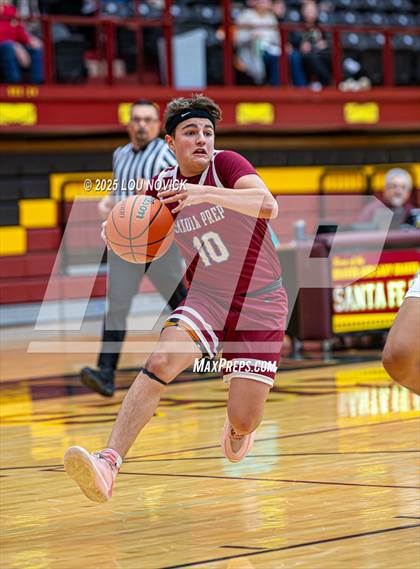 Thumbnail 3 in Sandia Prep vs. Mesa Vista (Braves Invite at Santa Fe Indian School) photogallery.