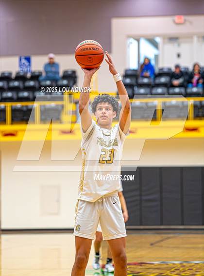 Thumbnail 1 in Sandia Prep vs. Mesa Vista (Braves Invite at Santa Fe Indian School) photogallery.