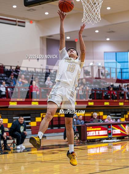 Thumbnail 3 in Sandia Prep vs. Mesa Vista (Braves Invite at Santa Fe Indian School) photogallery.