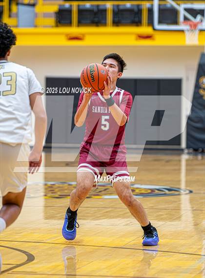 Thumbnail 1 in Sandia Prep vs. Mesa Vista (Braves Invite at Santa Fe Indian School) photogallery.