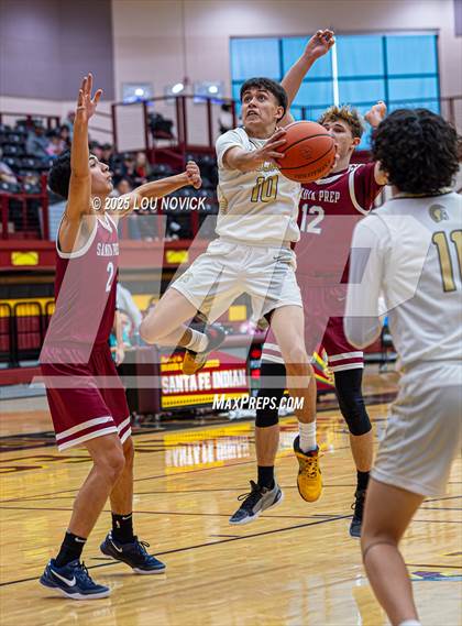 Thumbnail 3 in Sandia Prep vs. Mesa Vista (Braves Invite at Santa Fe Indian School) photogallery.