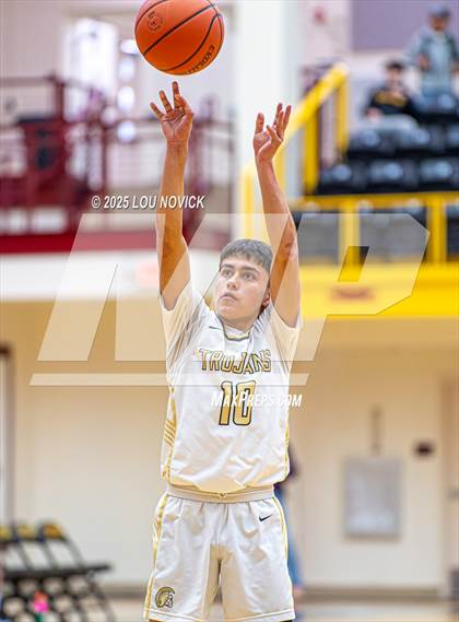 Thumbnail 3 in Sandia Prep vs. Mesa Vista (Braves Invite at Santa Fe Indian School) photogallery.