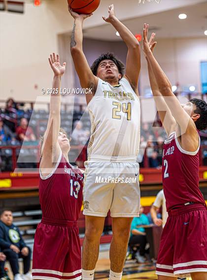 Thumbnail 1 in Sandia Prep vs. Mesa Vista (Braves Invite at Santa Fe Indian School) photogallery.