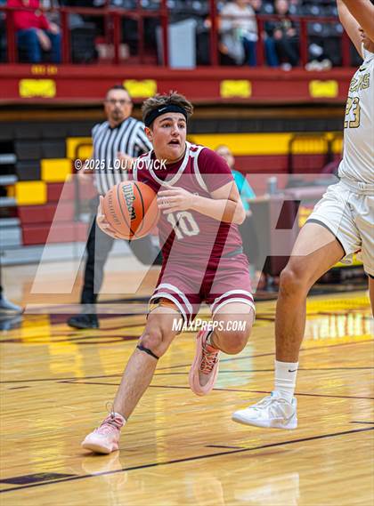 Thumbnail 1 in Sandia Prep vs. Mesa Vista (Braves Invite at Santa Fe Indian School) photogallery.