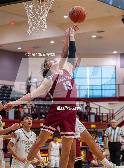 Thumbnail 2 in Sandia Prep vs. Mesa Vista (Braves Invite at Santa Fe Indian School) photogallery.